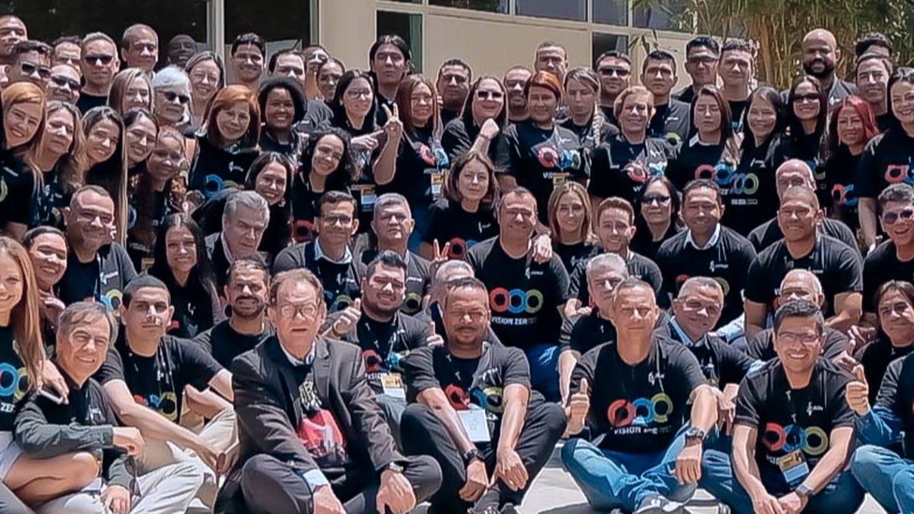 Asociados de ASONAP HSE reunidos